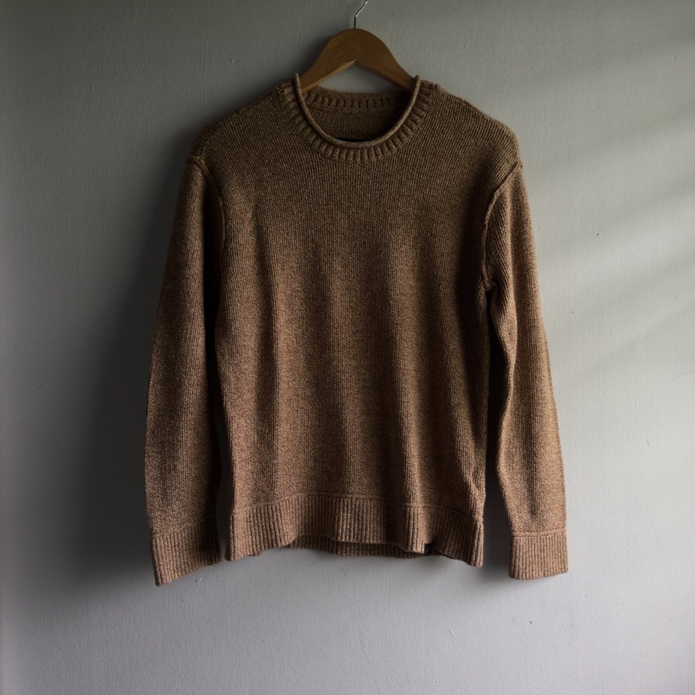 Hollister Crewneck Knit Sweater Womens XS Brown Heather Coastal Minimalist Fall